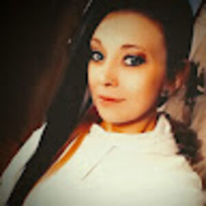 Meet your Posher, Cortney